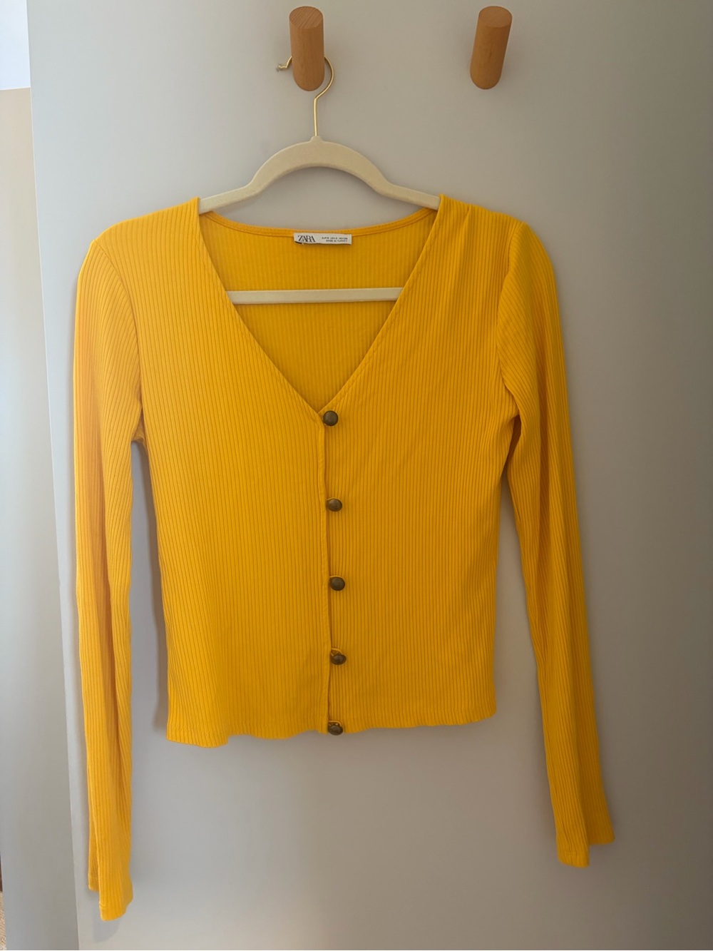 Zara Bright Yellow Ribbed V-Neck Button-Front Long Sleeve Top